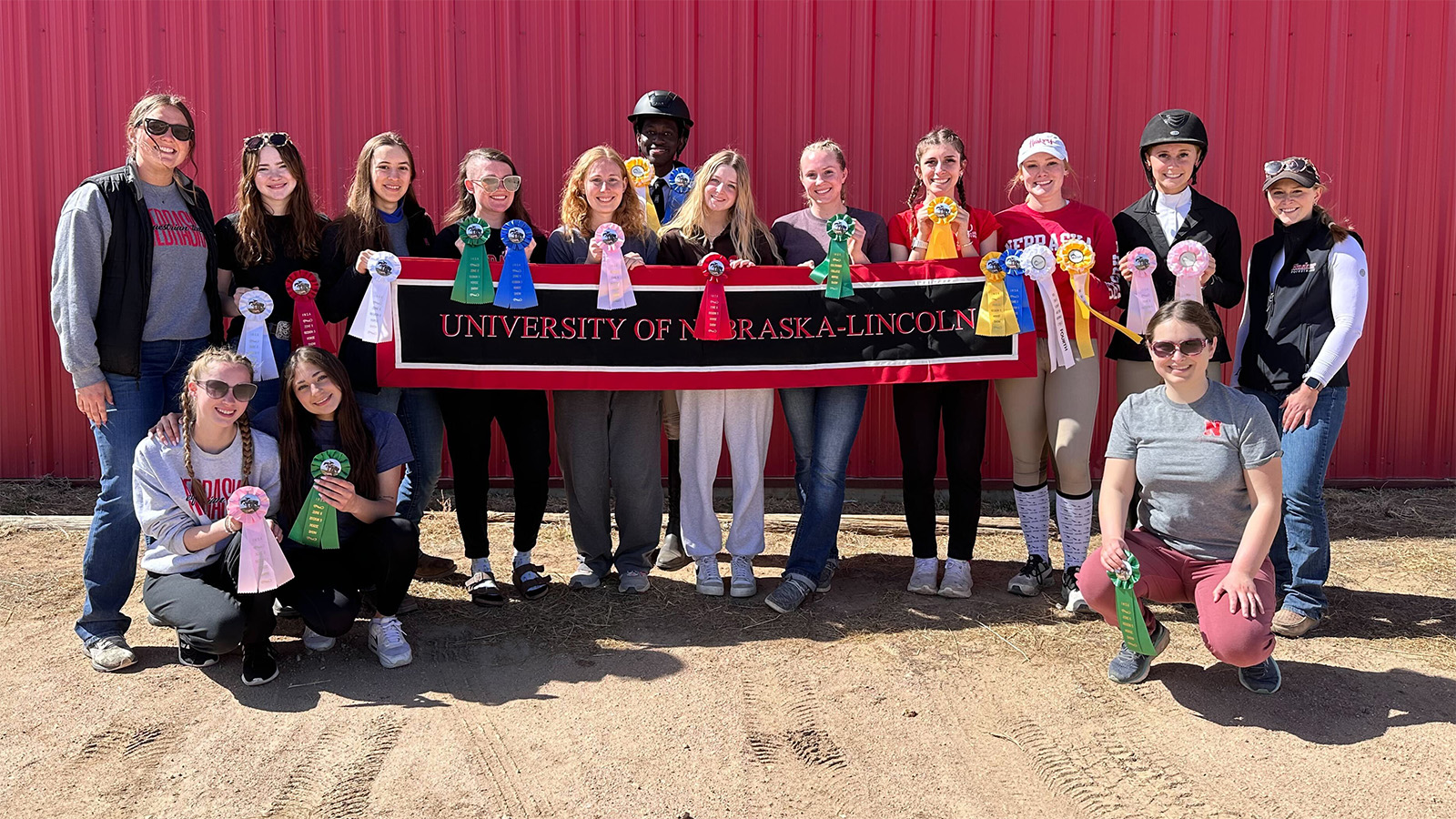 Equestrian Hunt Seat Team Competes in Regional Competition